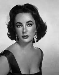 Elizabeth Taylor: The Iconic Star Who Defined Hollywood Glamour